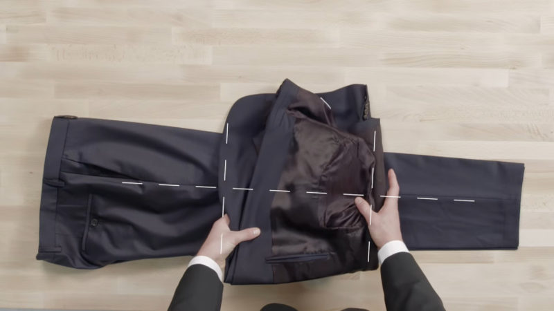 how to pack a mans suit