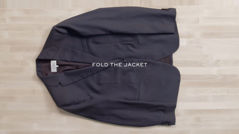 how to roll a suit jacket