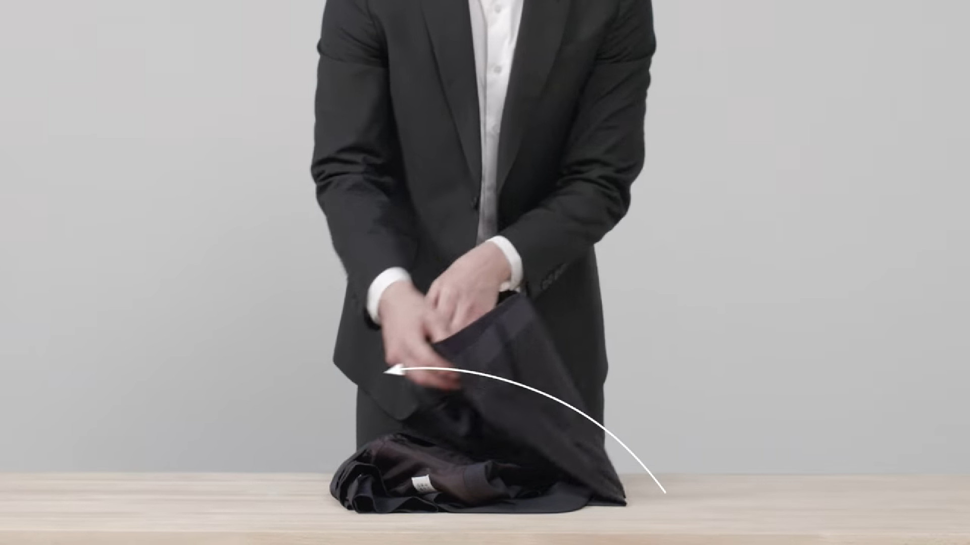 HOW TO PACK A SUIT IN A BACKPACK LIKE A PRO Packing