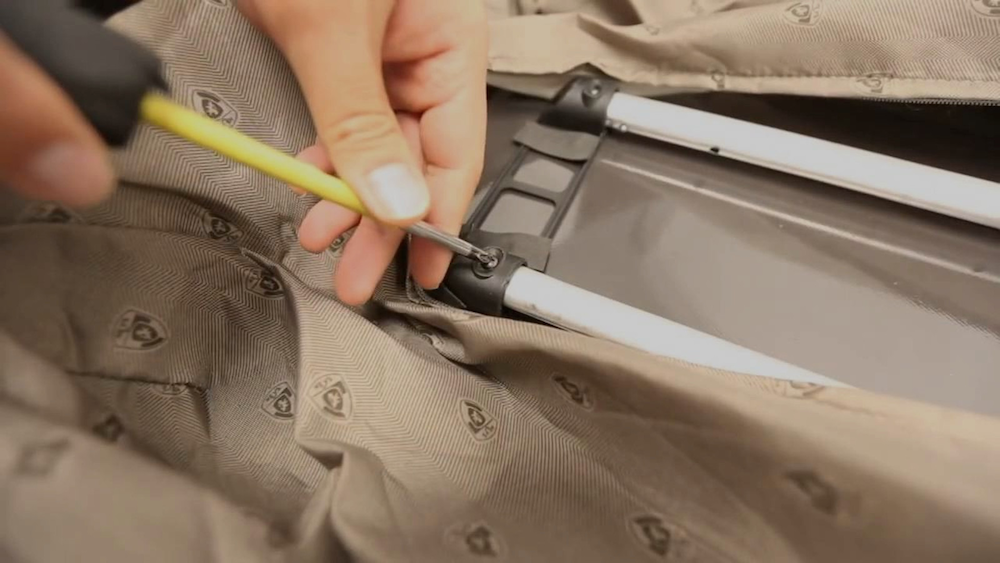 Luggage Handle Repair Singapore at Joyce Kelley blog